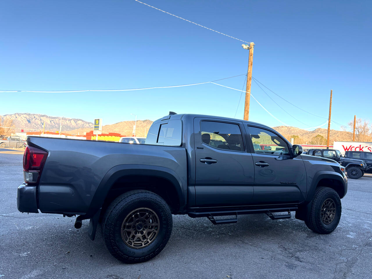 Toyota Tacoma Trail Dbl Cab 4WD V6 at 2023