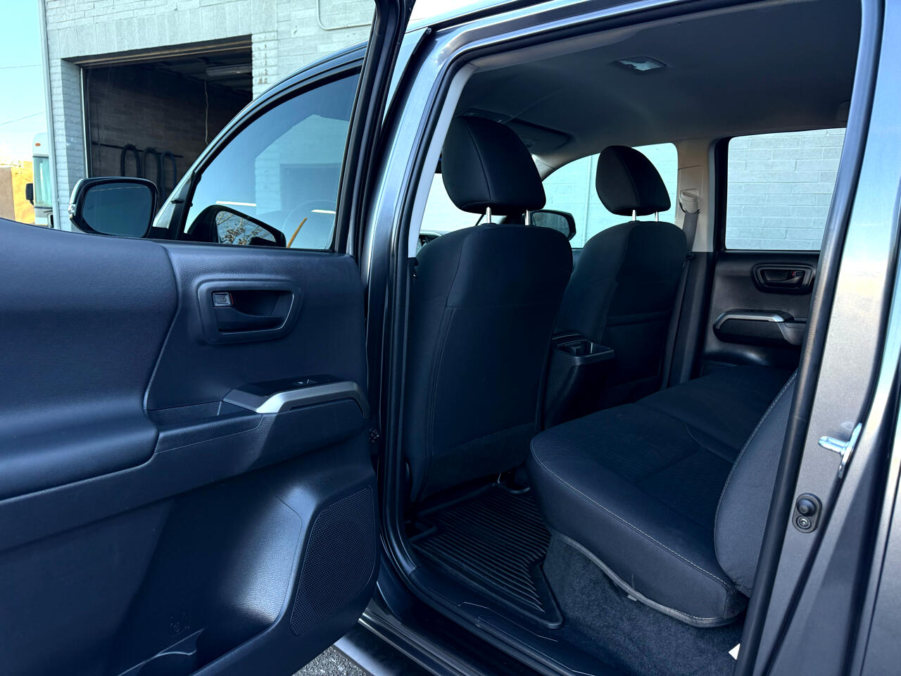 Toyota Tacoma Trail Dbl Cab 4WD V6 at 2023