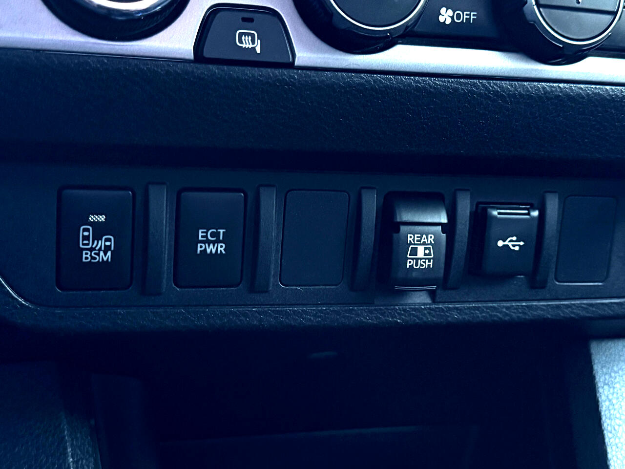 Toyota Tacoma Trail Dbl Cab 4WD V6 at 2023