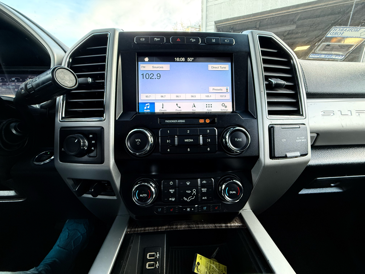 Ford F-250 SD Lariat Crew Cab 4WD 2019