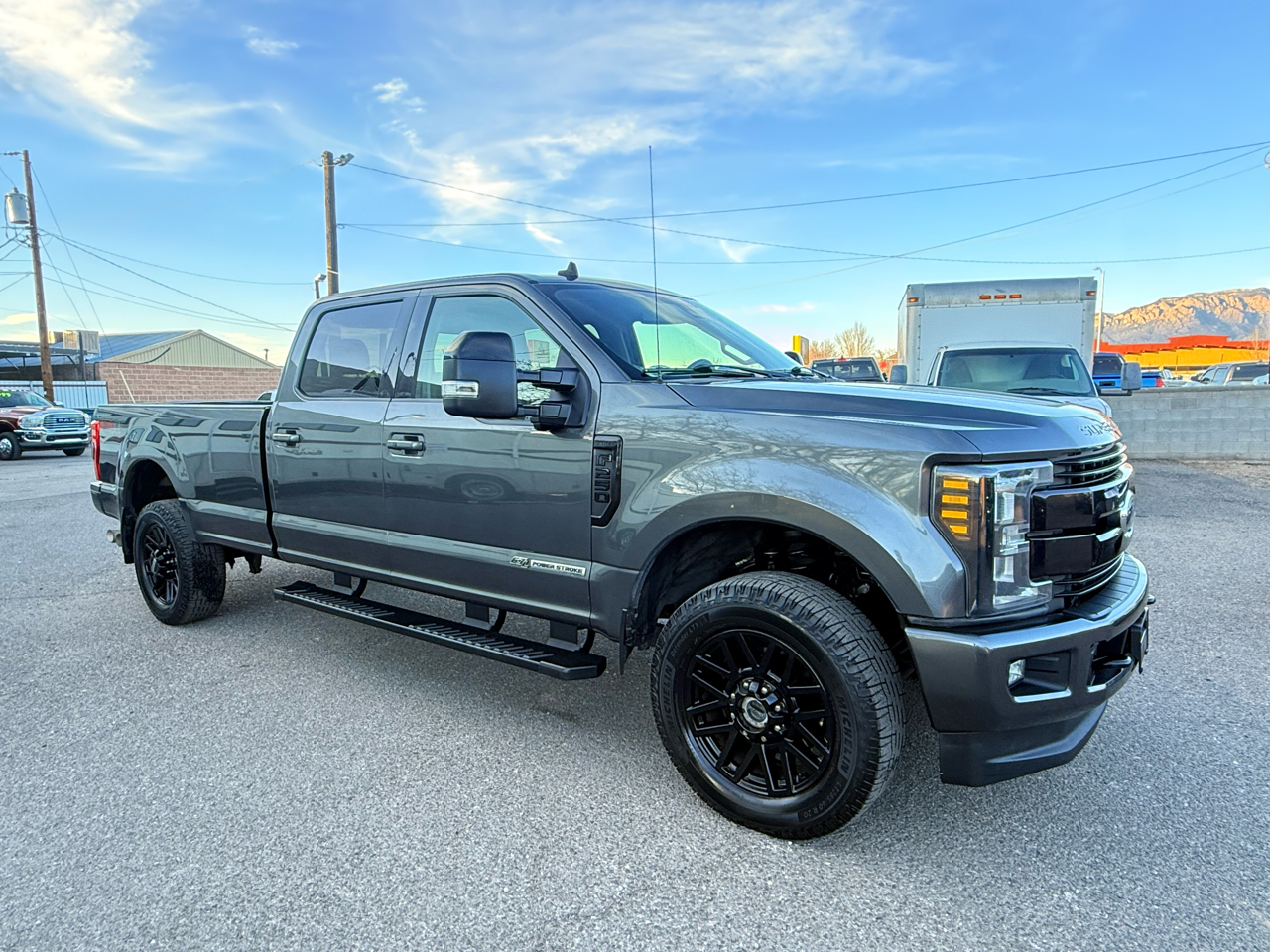 Ford F-250 SD Lariat Crew Cab 4WD 2019