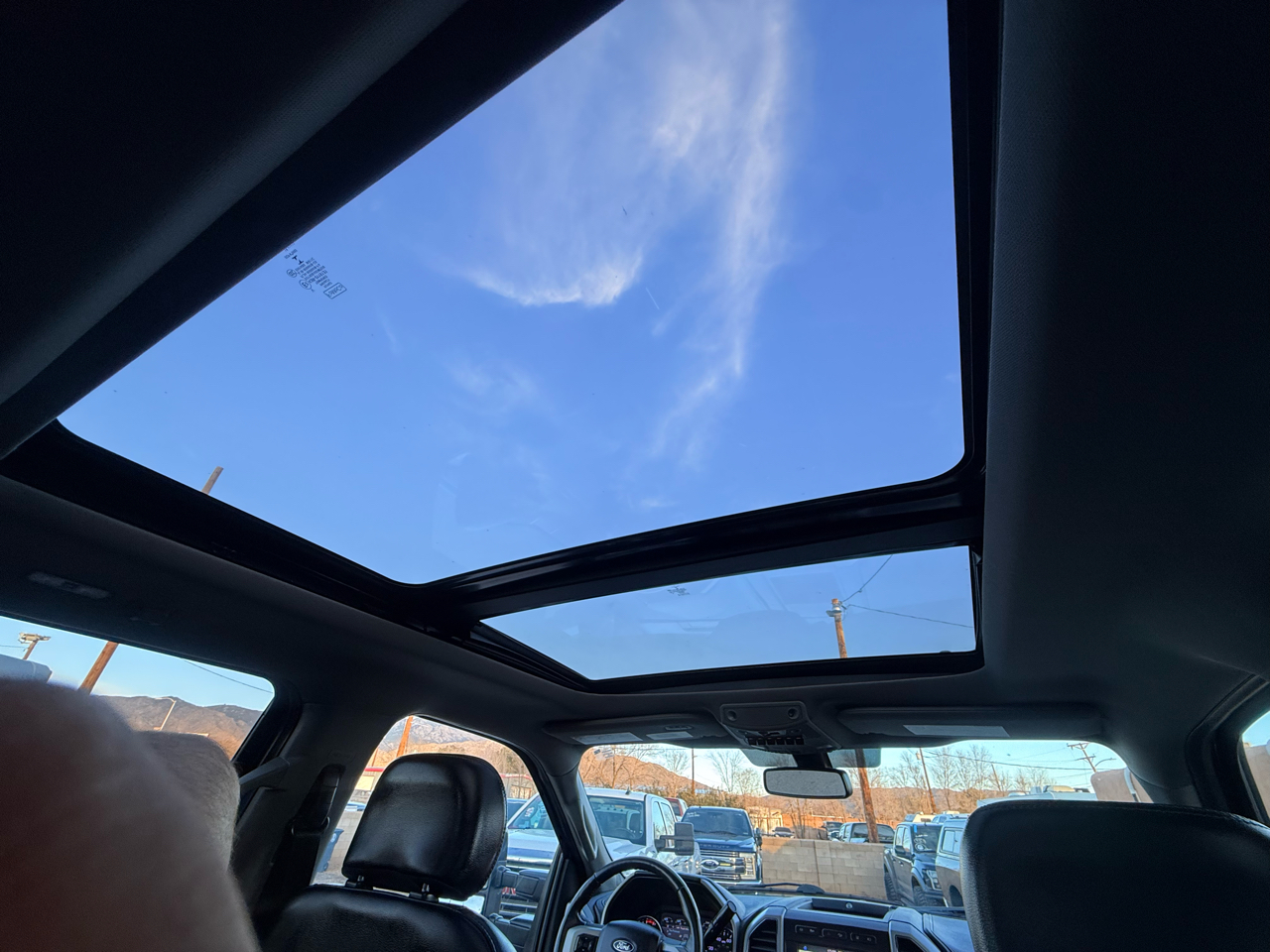 Ford F-250 SD Lariat Crew Cab 4WD 2019