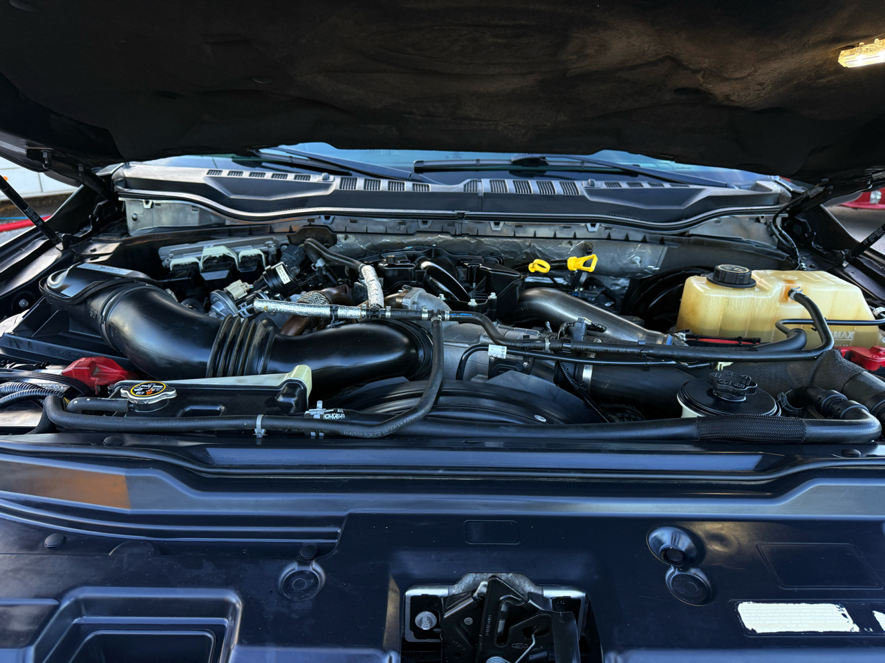 Ford F-250 SD Lariat Crew Cab 4WD 2019