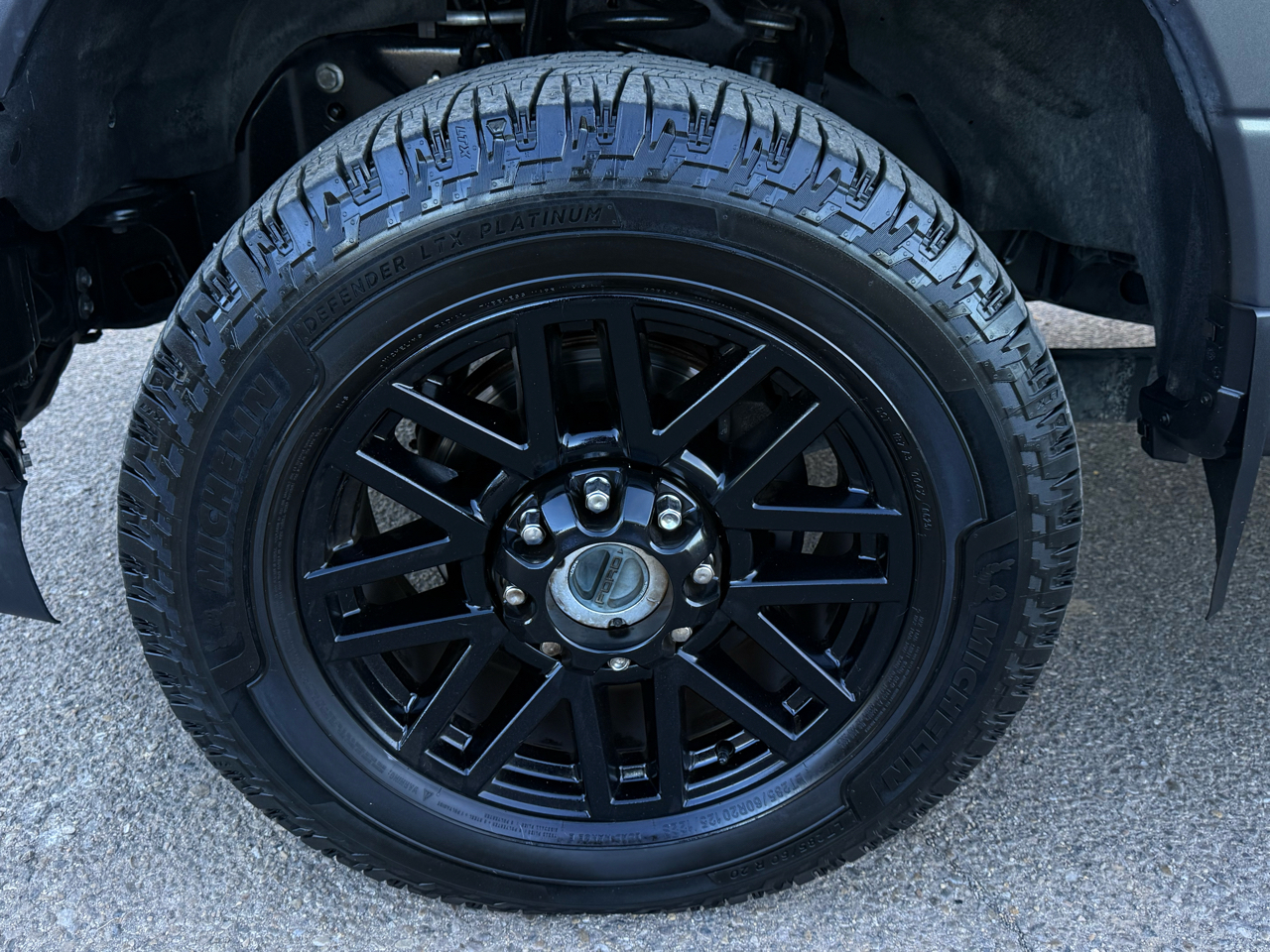 Ford F-250 SD Lariat Crew Cab 4WD 2019