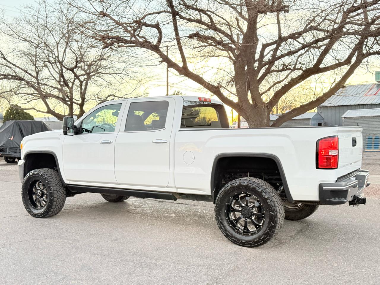 GMC Sierra 2500HD SLT Crew Cab 4WD 2015