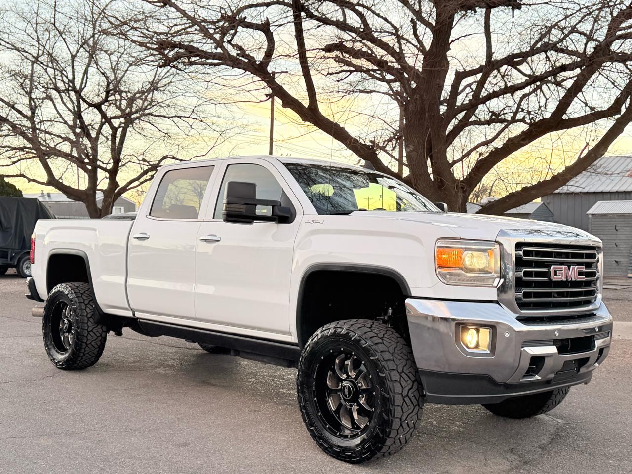 GMC Sierra 2500HD SLT Crew Cab 4WD 2015