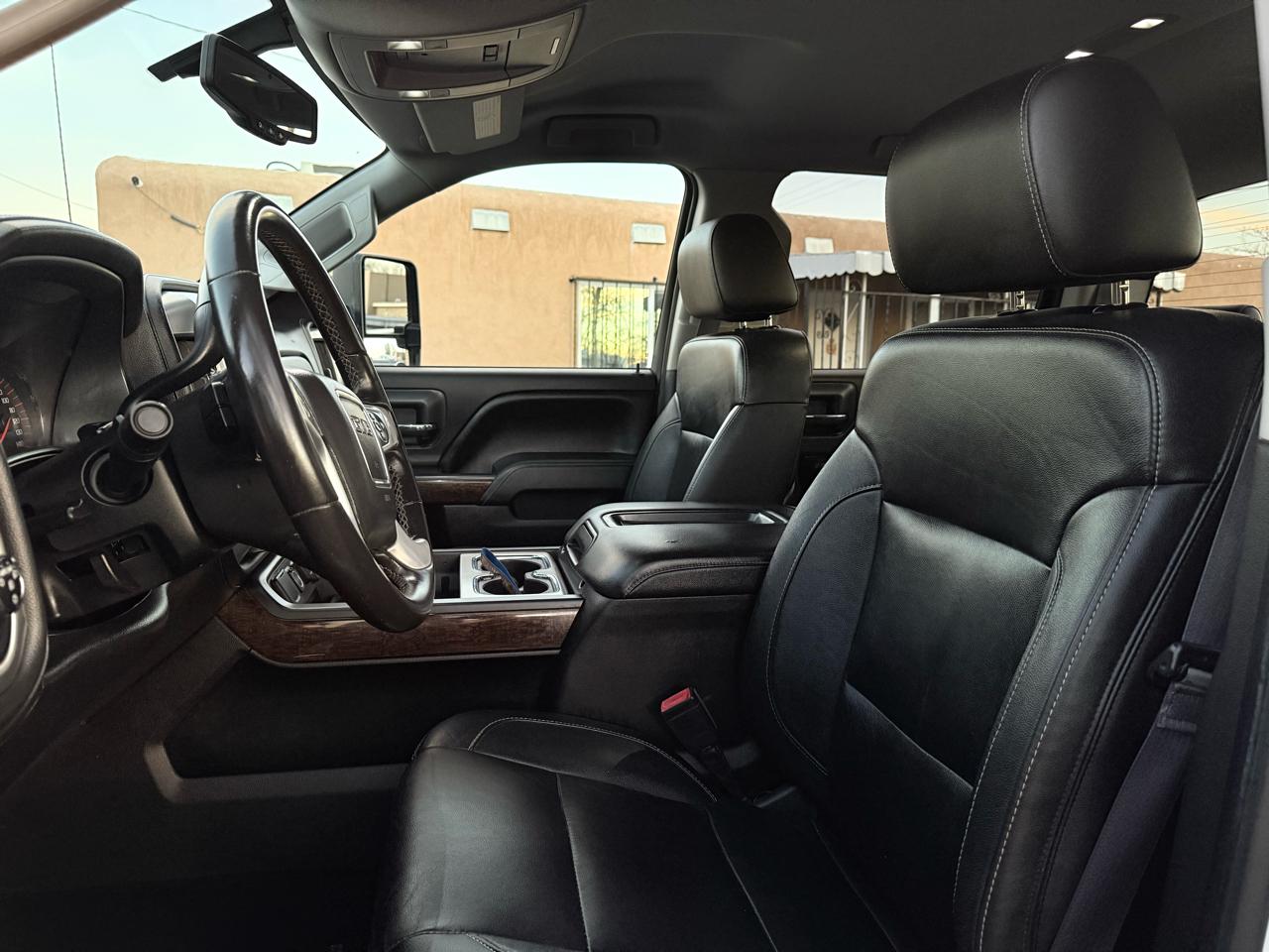 GMC Sierra 2500HD SLT Crew Cab 4WD 2015