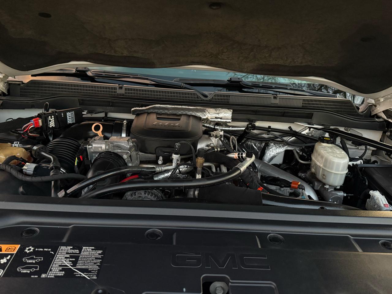 GMC Sierra 2500HD SLT Crew Cab 4WD 2015