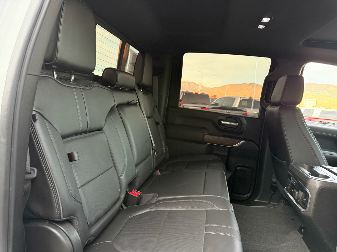 Chevrolet Silverado 3500HD High Country Crew Cab Long Box DRW 4WD 2021