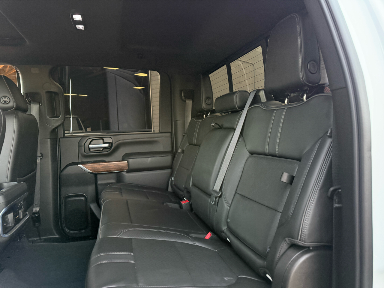 Chevrolet Silverado 3500HD High Country Crew Cab Long Box DRW 4WD 2021