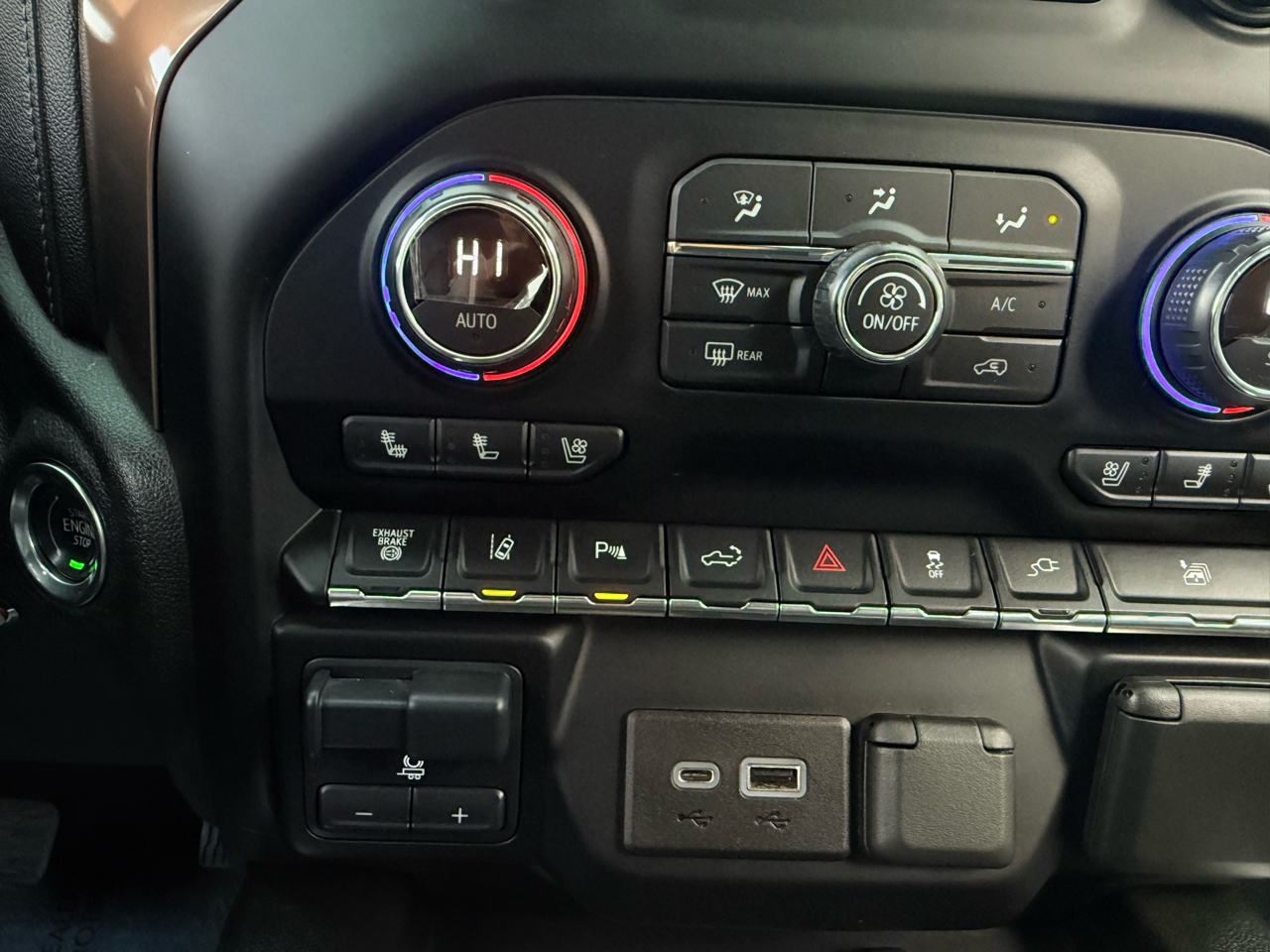 Chevrolet Silverado 3500HD High Country Crew Cab Long Box DRW 4WD 2021