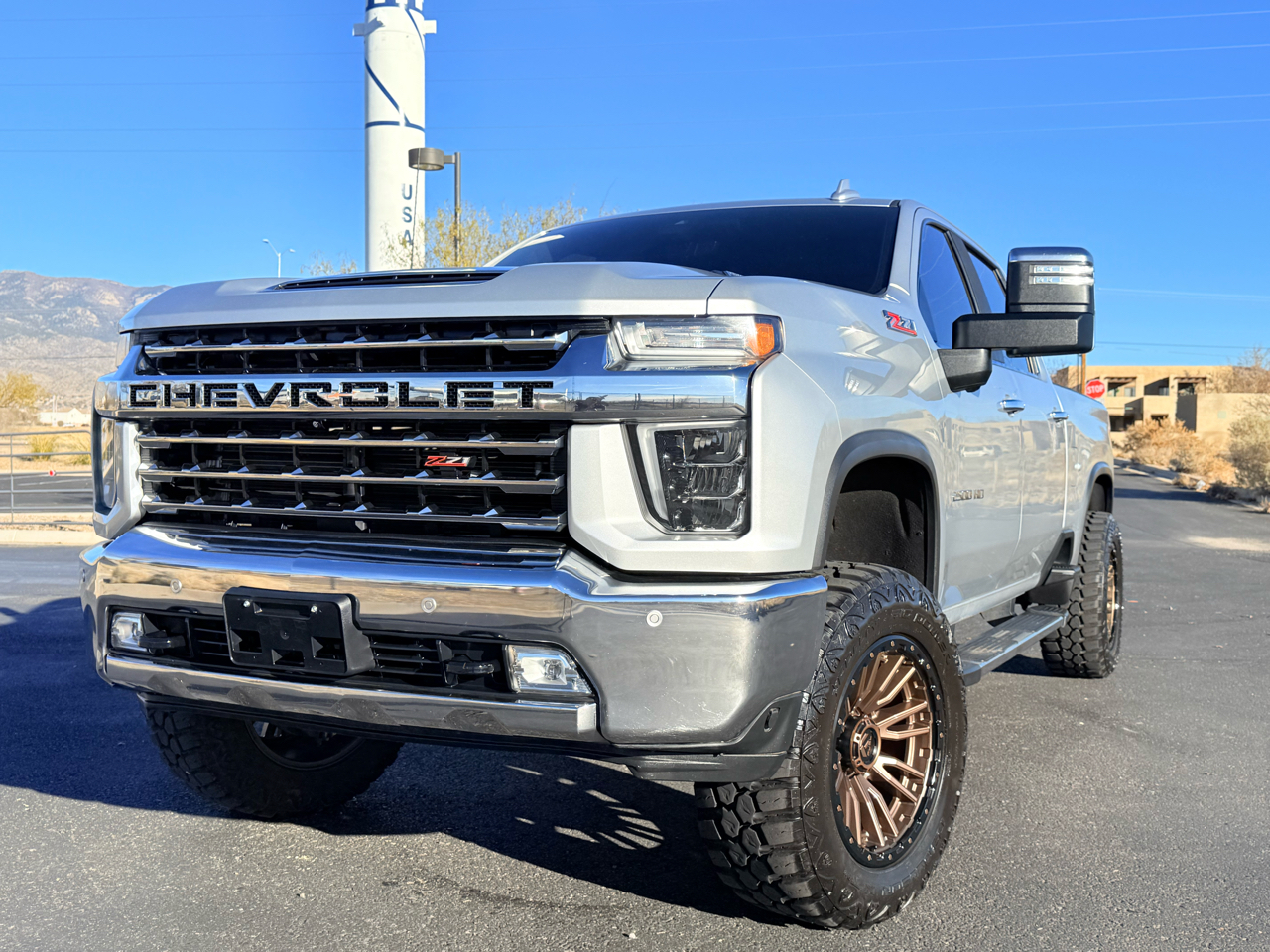 Chevrolet Silverado 2500HD LTZ Crew Cab 4WD 2020