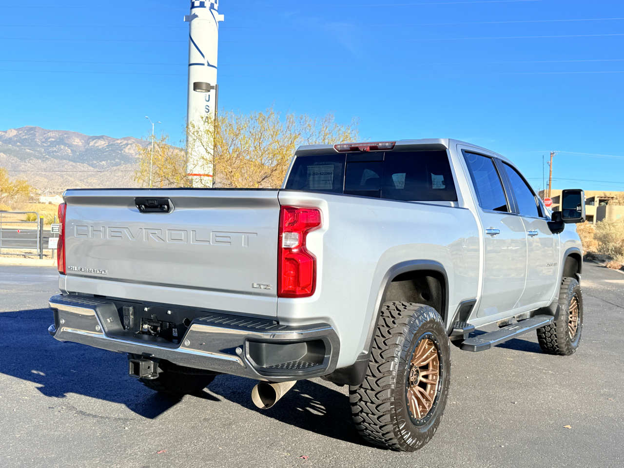 Chevrolet Silverado 2500HD LTZ Crew Cab 4WD 2020