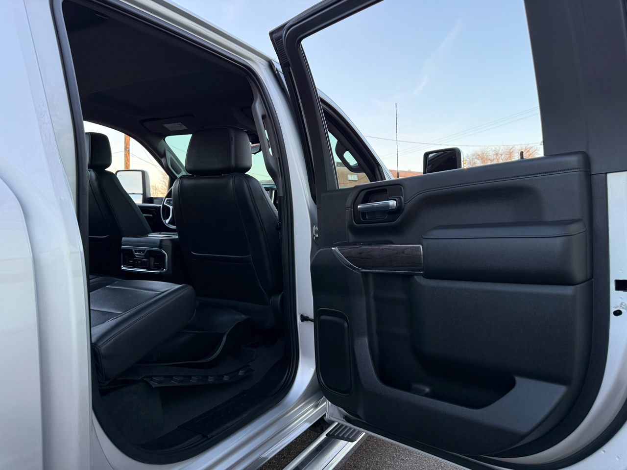 Chevrolet Silverado 2500HD LTZ Crew Cab 4WD 2020