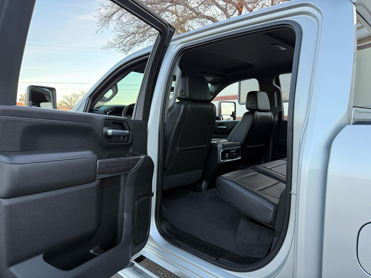 Chevrolet Silverado 2500HD LTZ Crew Cab 4WD 2020