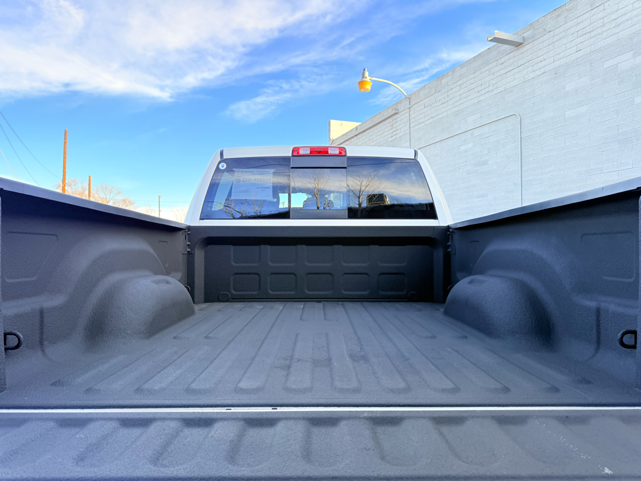 RAM 2500 Laramie Crew Cab LWB 4WD 2016