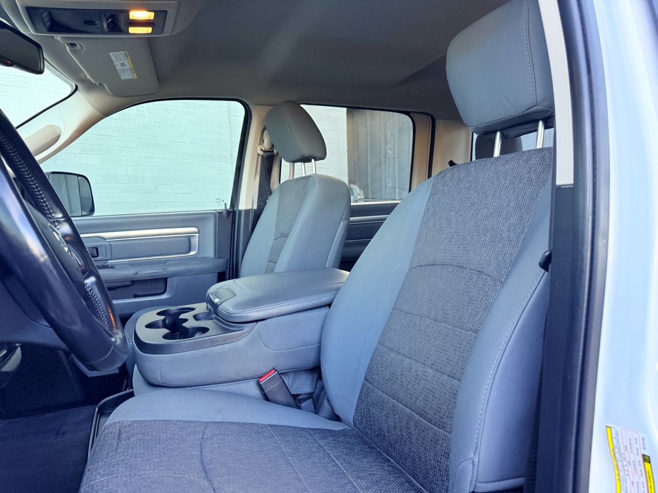 RAM 2500 Laramie Crew Cab LWB 4WD 2016