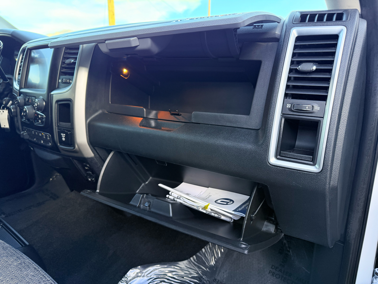 RAM 2500 Laramie Crew Cab LWB 4WD 2016