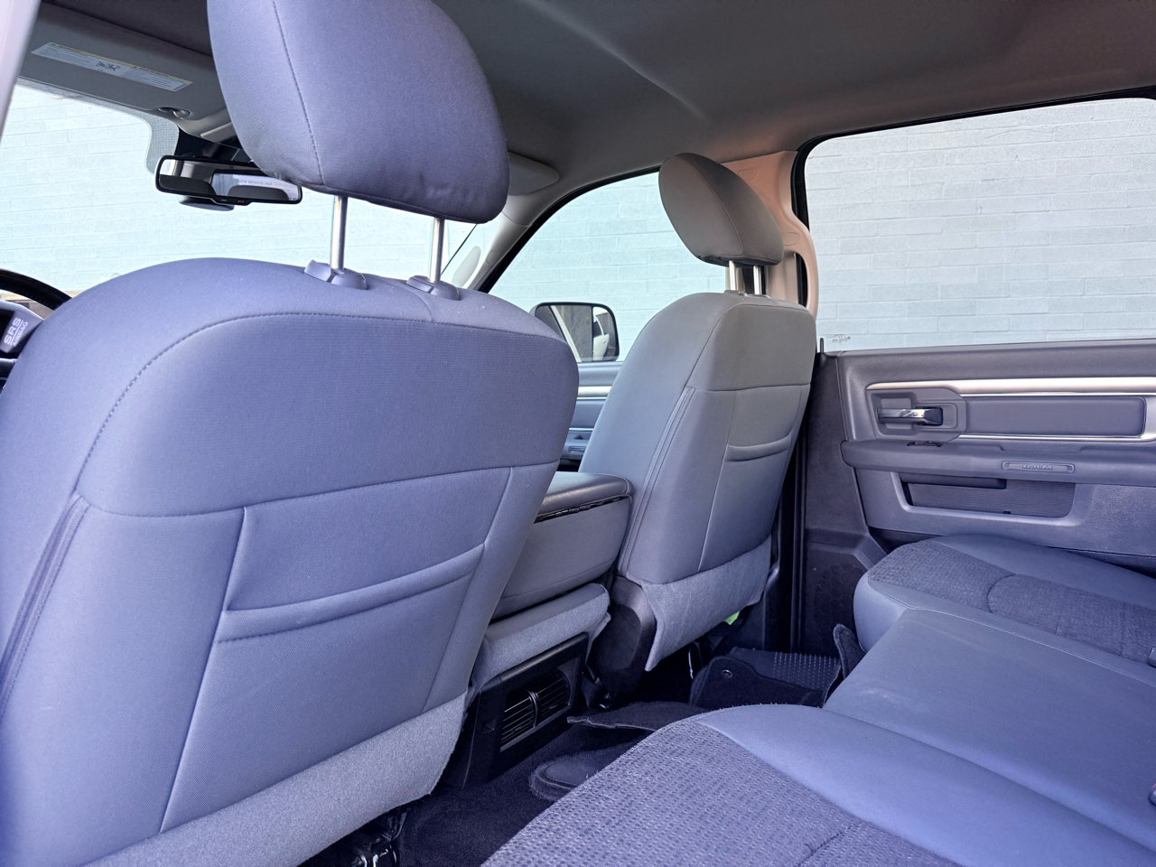 RAM 2500 Laramie Crew Cab LWB 4WD 2016