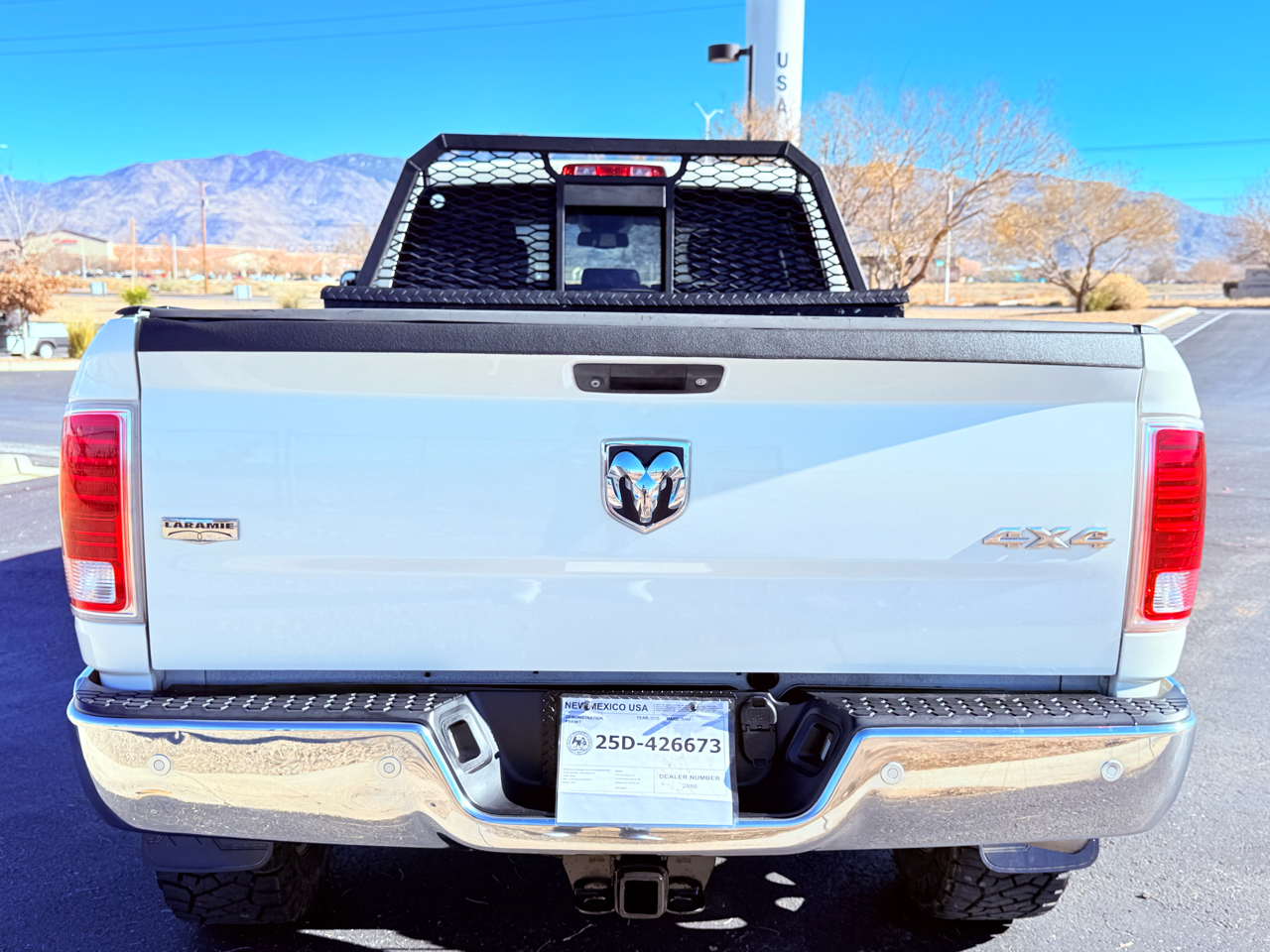 RAM 2500 Laramie Crew Cab LWB 4WD 2016