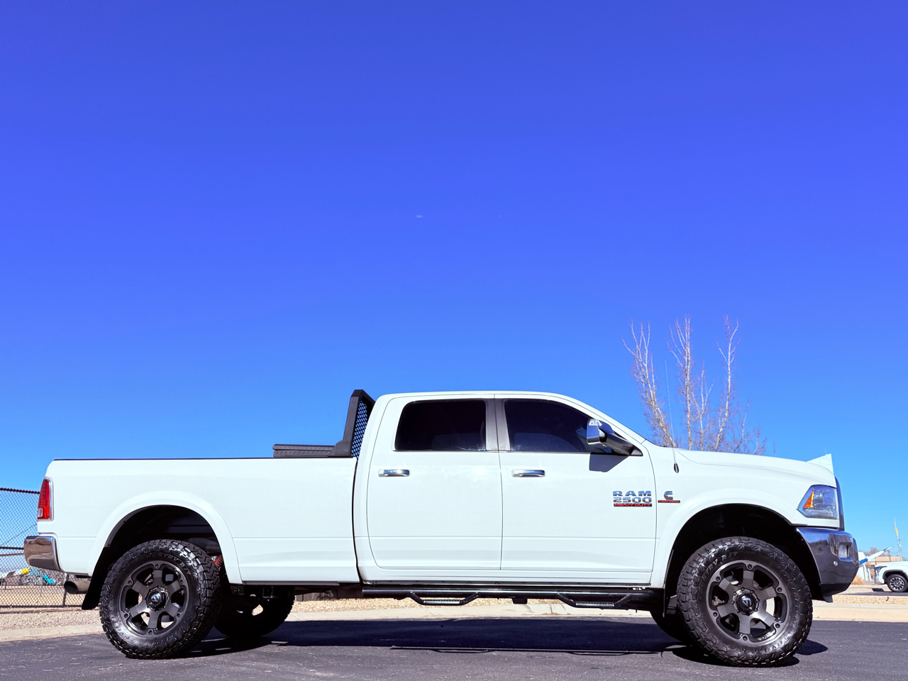 RAM 2500 Laramie Crew Cab LWB 4WD 2016