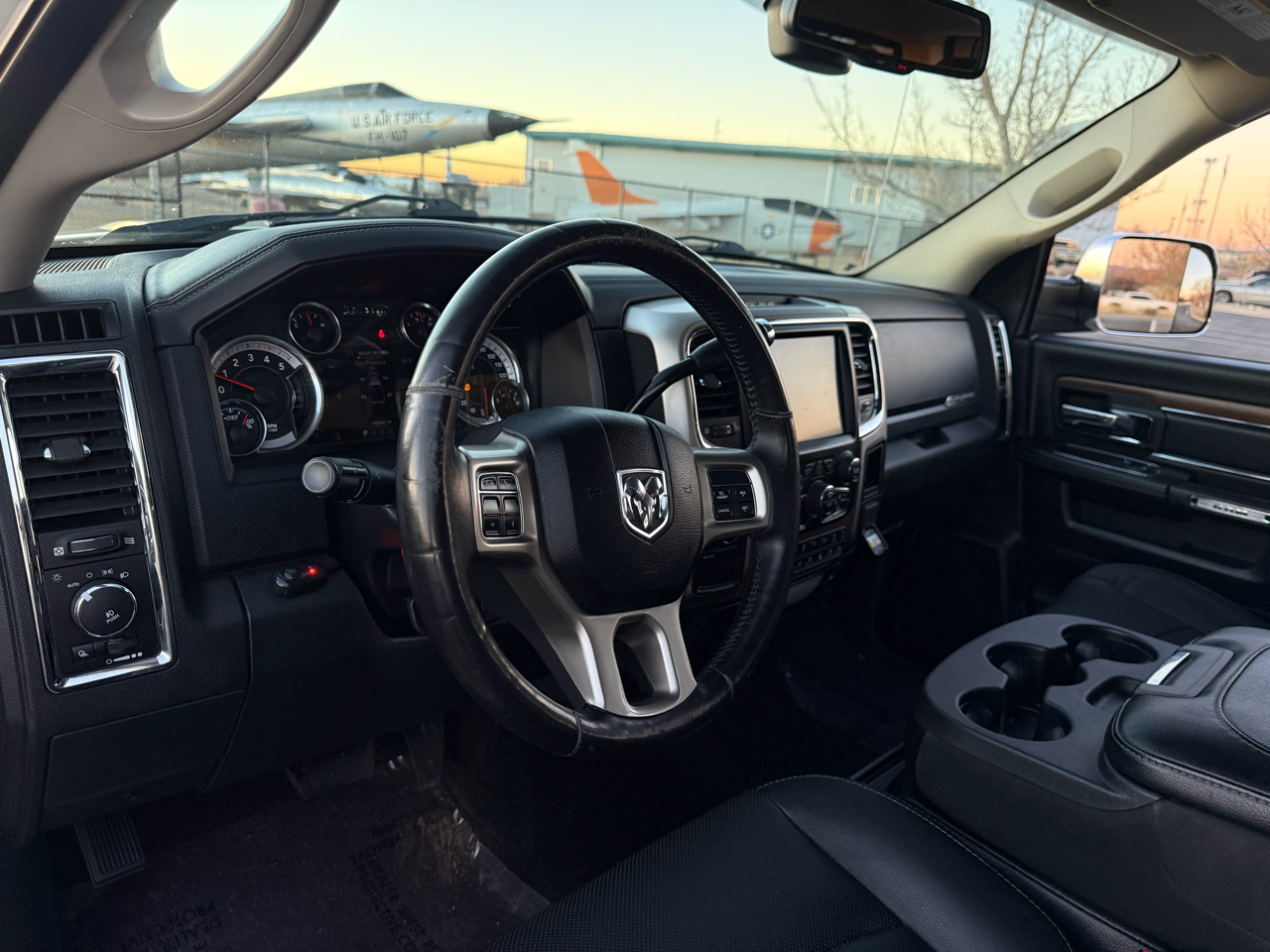 RAM 2500 Laramie Crew Cab LWB 4WD 2016