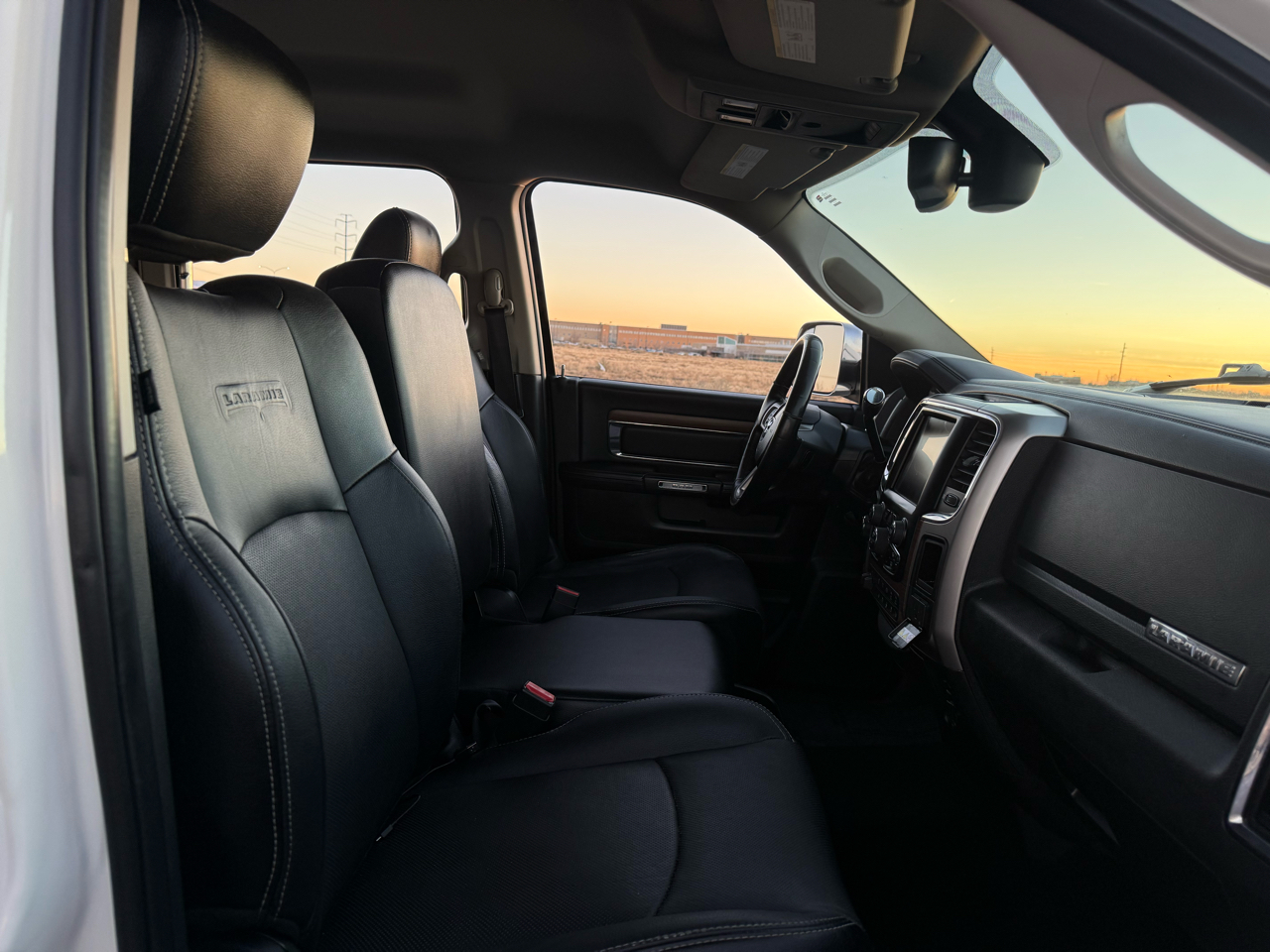 RAM 2500 Laramie Crew Cab LWB 4WD 2016