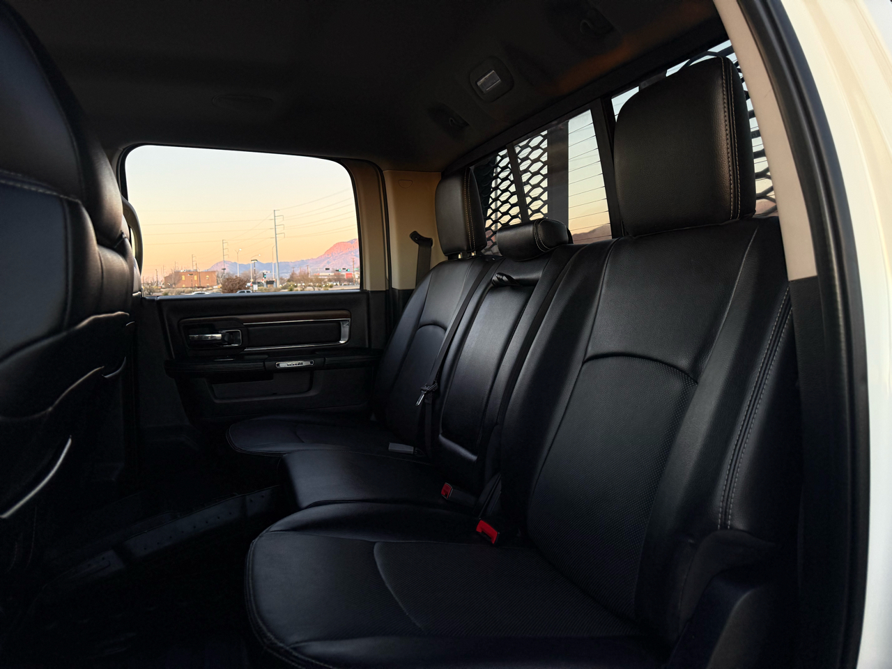 RAM 2500 Laramie Crew Cab LWB 4WD 2016