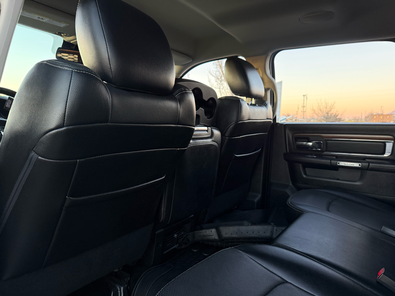 RAM 2500 Laramie Crew Cab LWB 4WD 2016