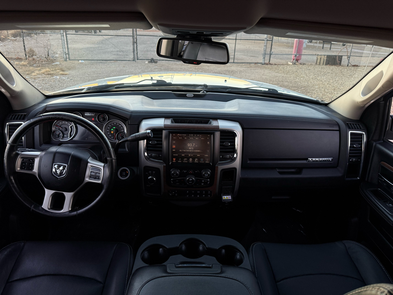 RAM 2500 Laramie Crew Cab LWB 4WD 2016