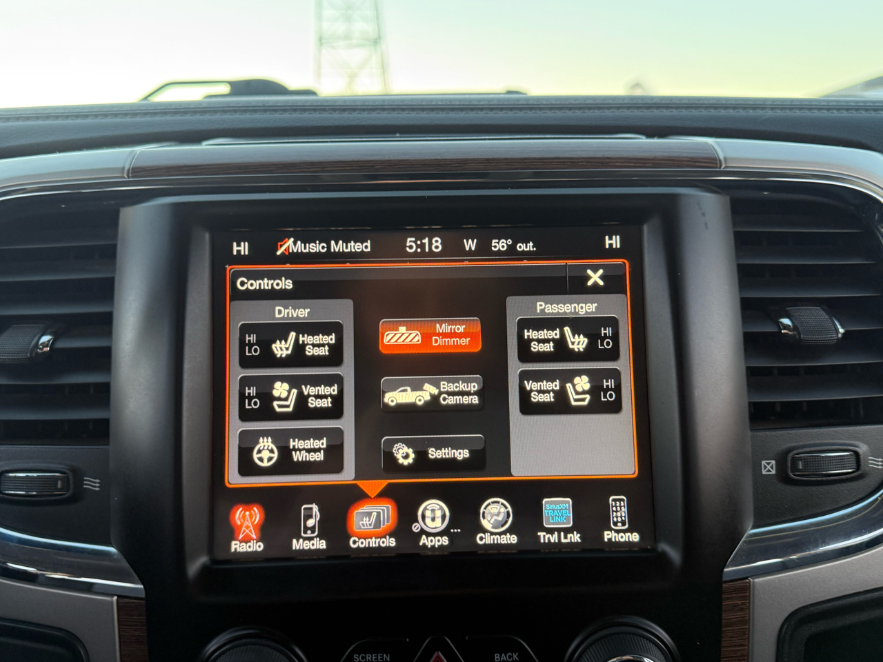 RAM 2500 Laramie Crew Cab LWB 4WD 2016