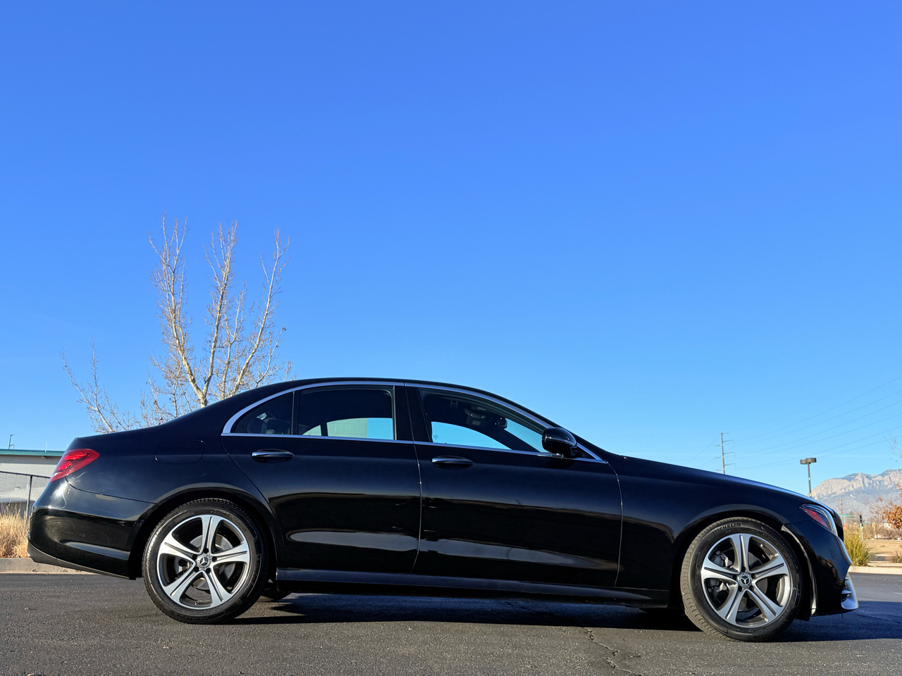 Mercedes-Benz E-Class E300 Luxury Sedan 2019