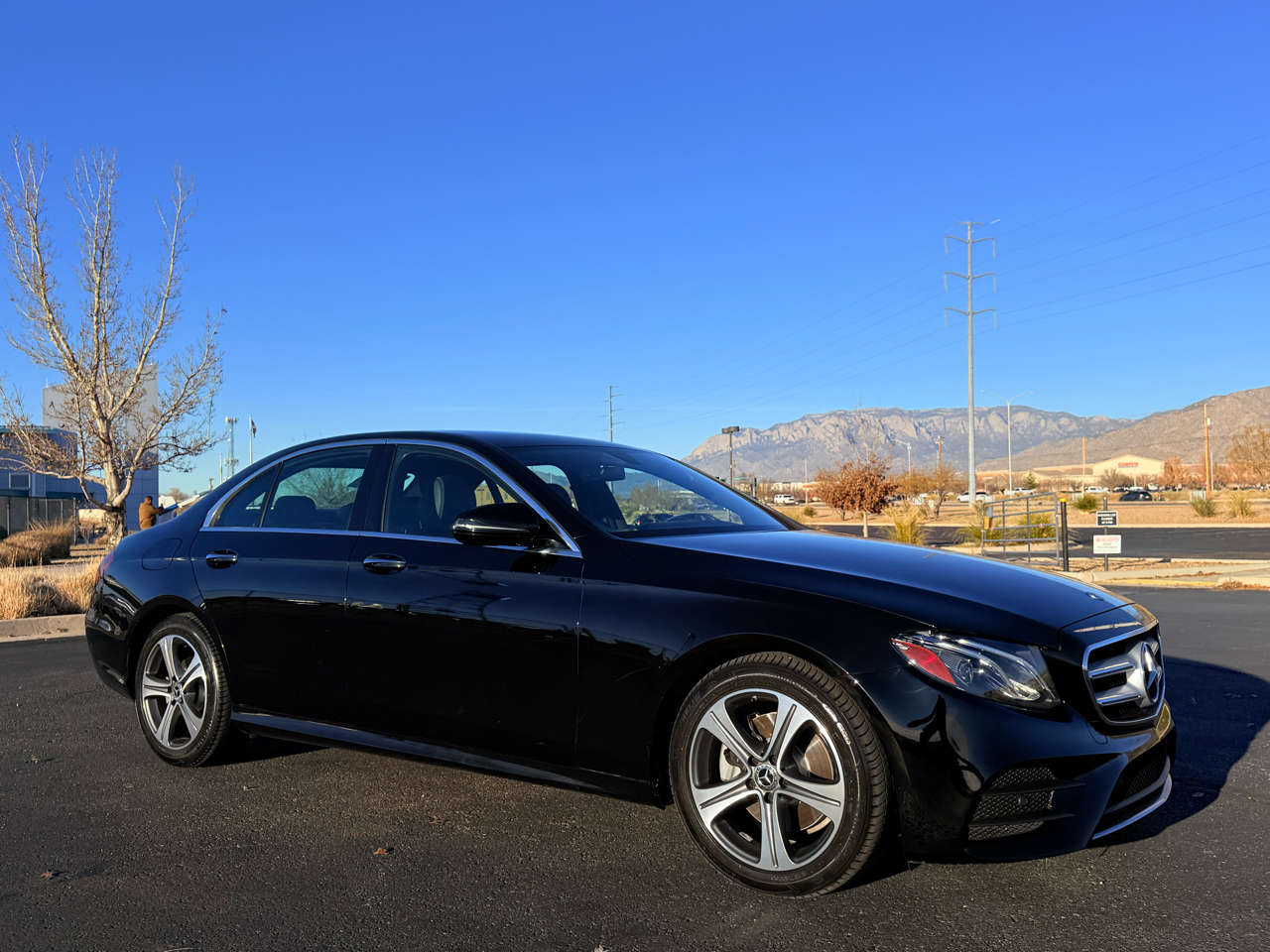 Mercedes-Benz E-Class E300 Luxury Sedan 2019