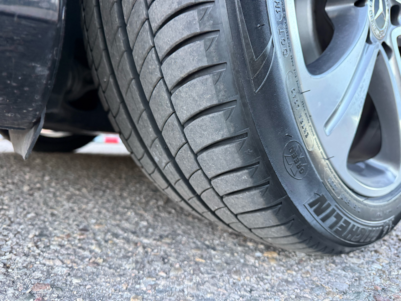 Mercedes-Benz E-Class E300 Luxury Sedan 2019