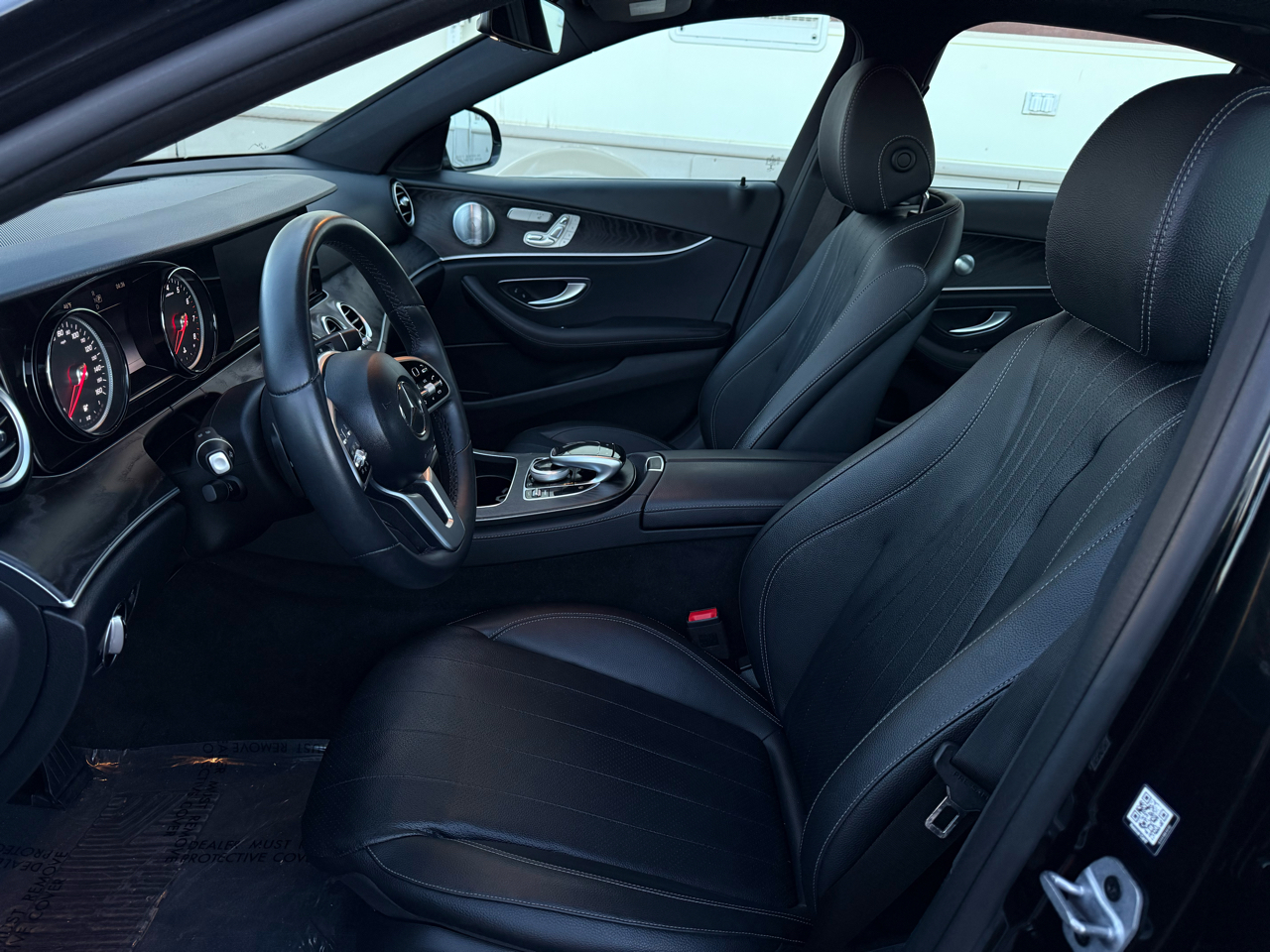 Mercedes-Benz E-Class E300 Luxury Sedan 2019