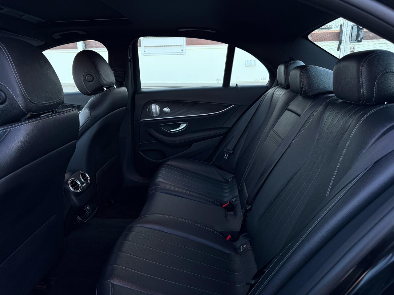 Mercedes-Benz E-Class E300 Luxury Sedan 2019