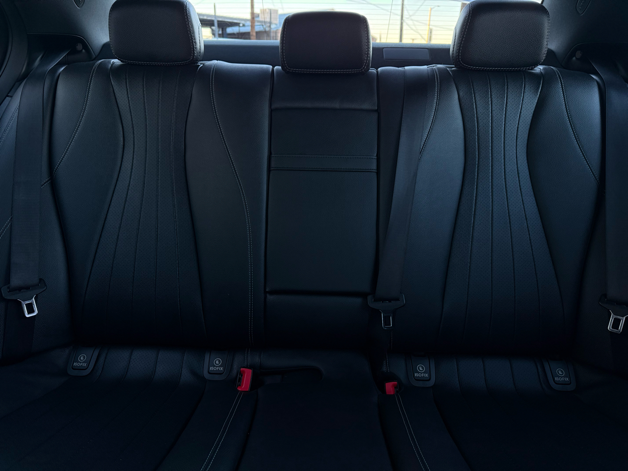 Mercedes-Benz E-Class E300 Luxury Sedan 2019