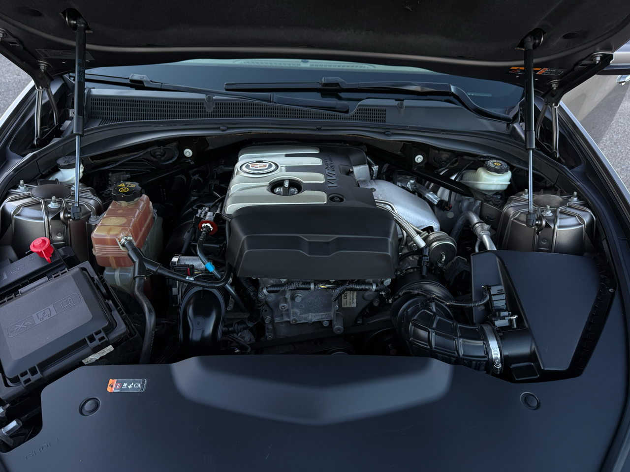 Cadillac CTS 2.0L Turbo Luxury AWD 2014