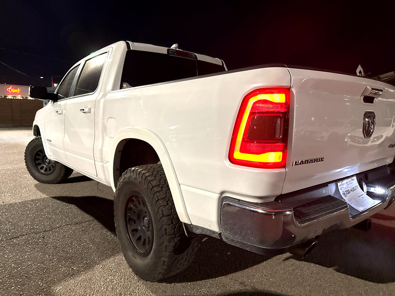 RAM 1500 Laramie Crew Cab SWB 4WD 2019