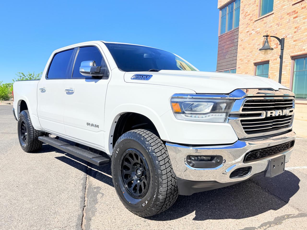 RAM 1500 Laramie Crew Cab SWB 4WD 2019