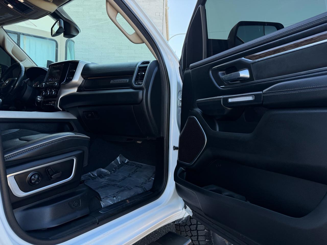 RAM 1500 Laramie Crew Cab SWB 4WD 2019