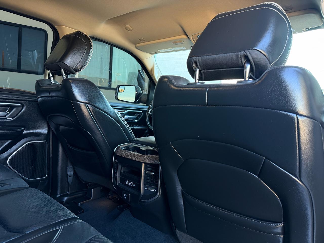 RAM 1500 Laramie Crew Cab SWB 4WD 2019