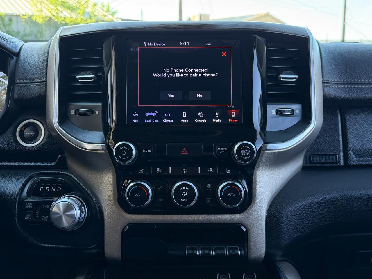 RAM 1500 Laramie Crew Cab SWB 4WD 2019