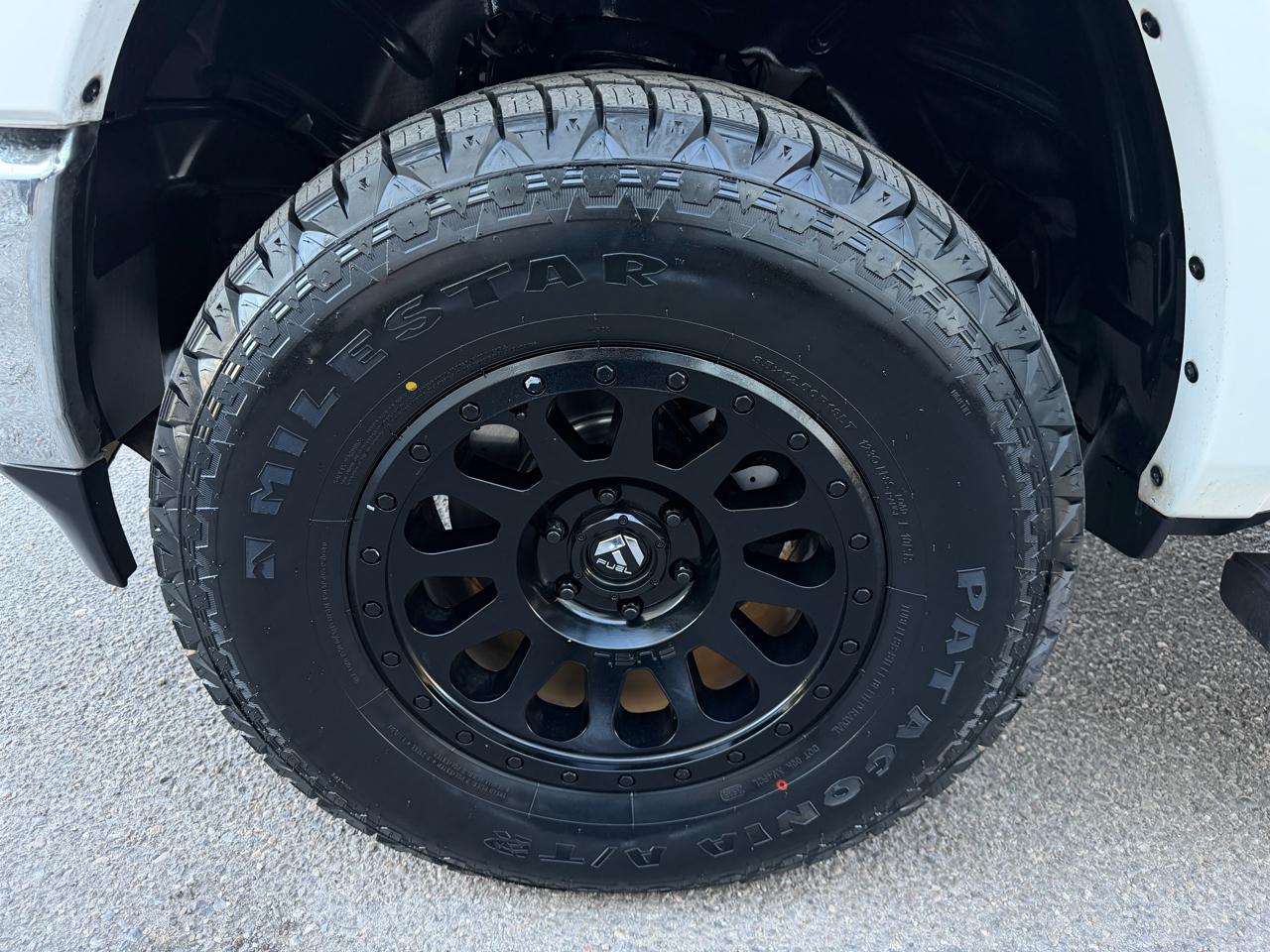 RAM 1500 Laramie Crew Cab SWB 4WD 2019