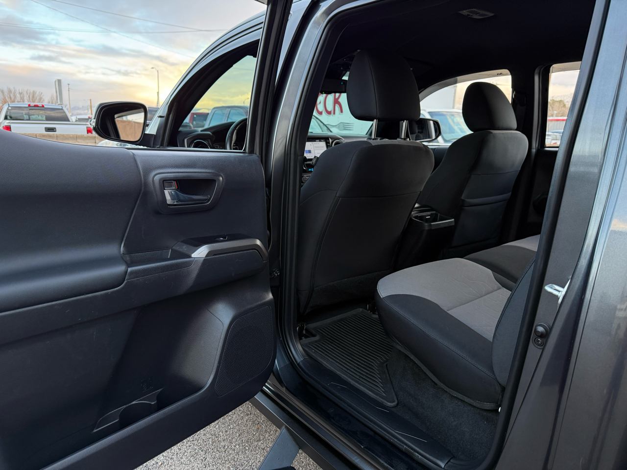 Toyota Tacoma TRD Offroad Dbl Cab 4WD V6 at 2023