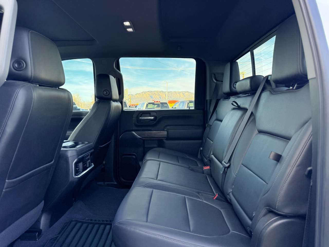 Chevrolet Silverado 2500HD LTZ Crew Cab 4WD 2020