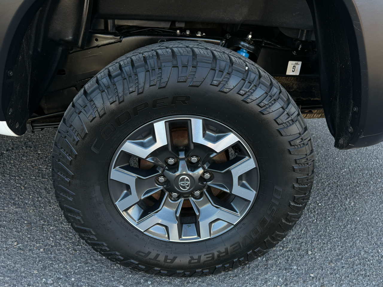 Toyota Tacoma TRD Offroad Dbl Cab 4WD at 2023