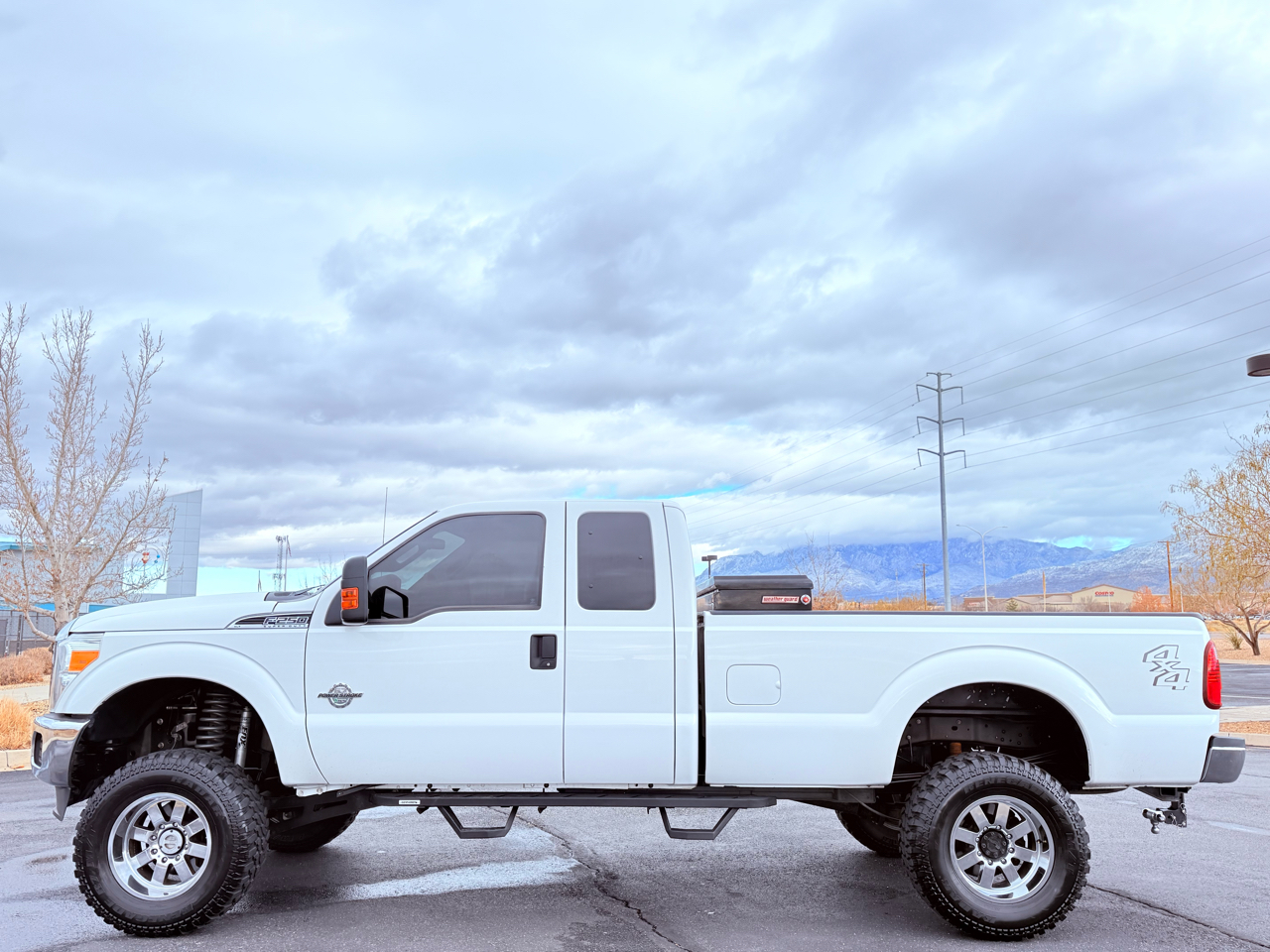 Ford F-250 SD XLT SuperCab Long Bed 4WD 2014