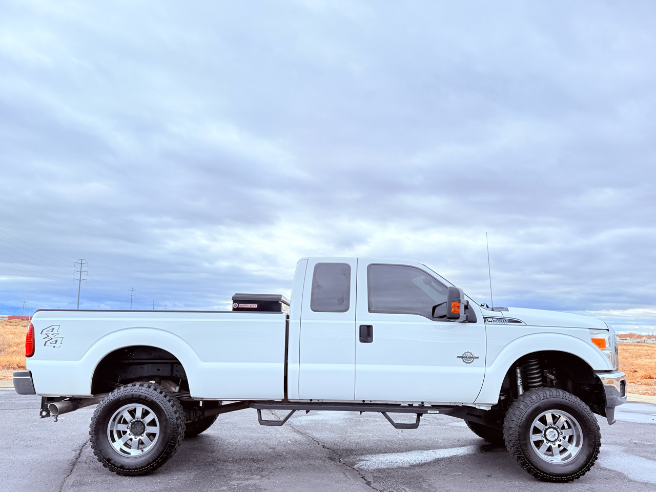 Ford F-250 SD XLT SuperCab Long Bed 4WD 2014
