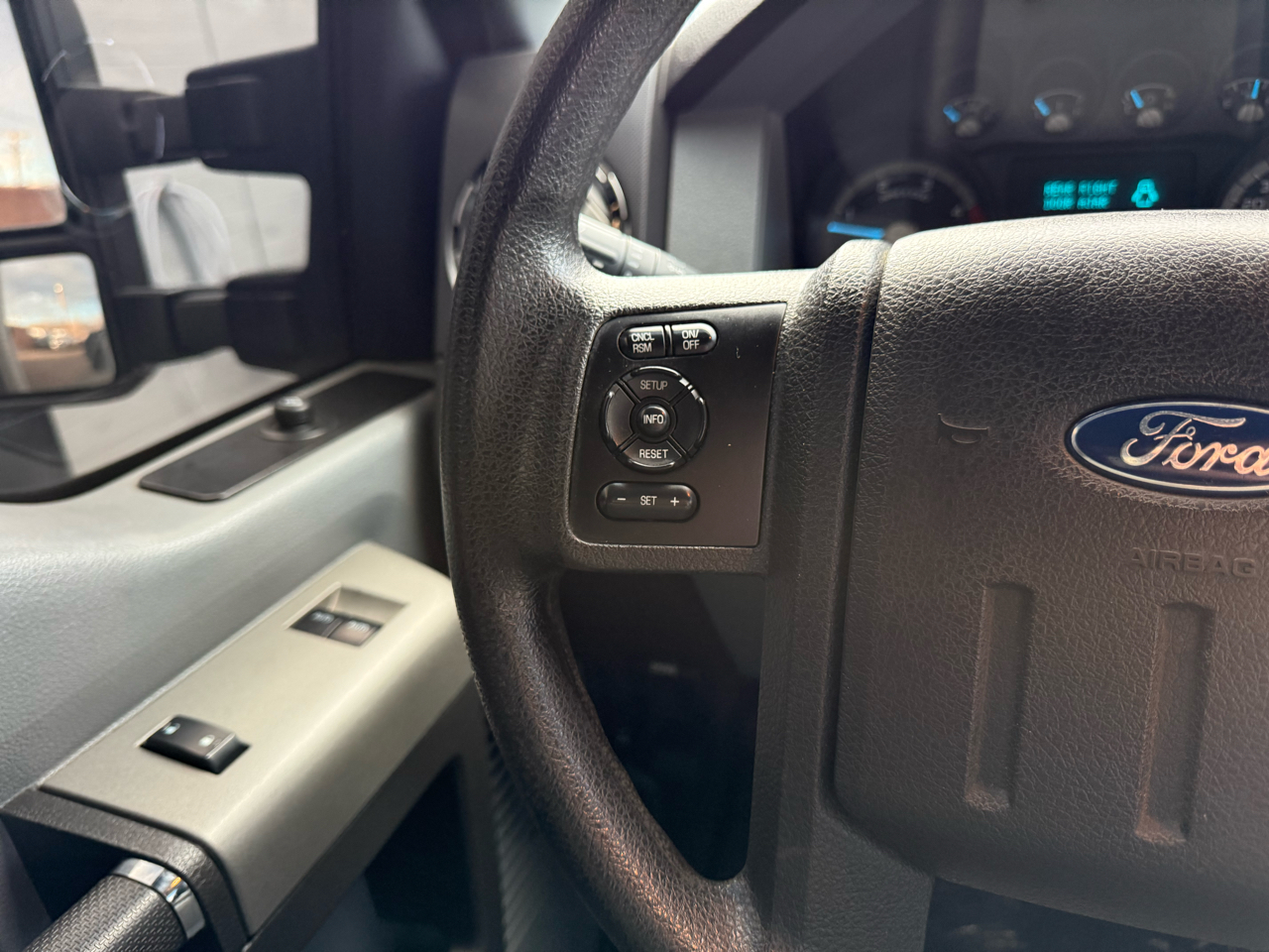 Ford F-250 SD XLT SuperCab Long Bed 4WD 2014